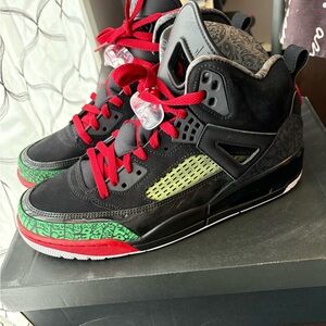 Men’s Air Jordan Spizike-Size 11 Black/ Varsity Red /Green-Basketball Shoes